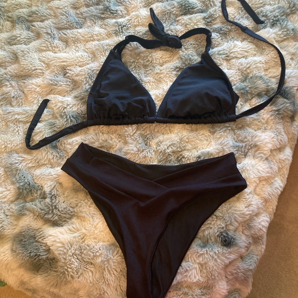 LIKE NEW Black Bikini Set